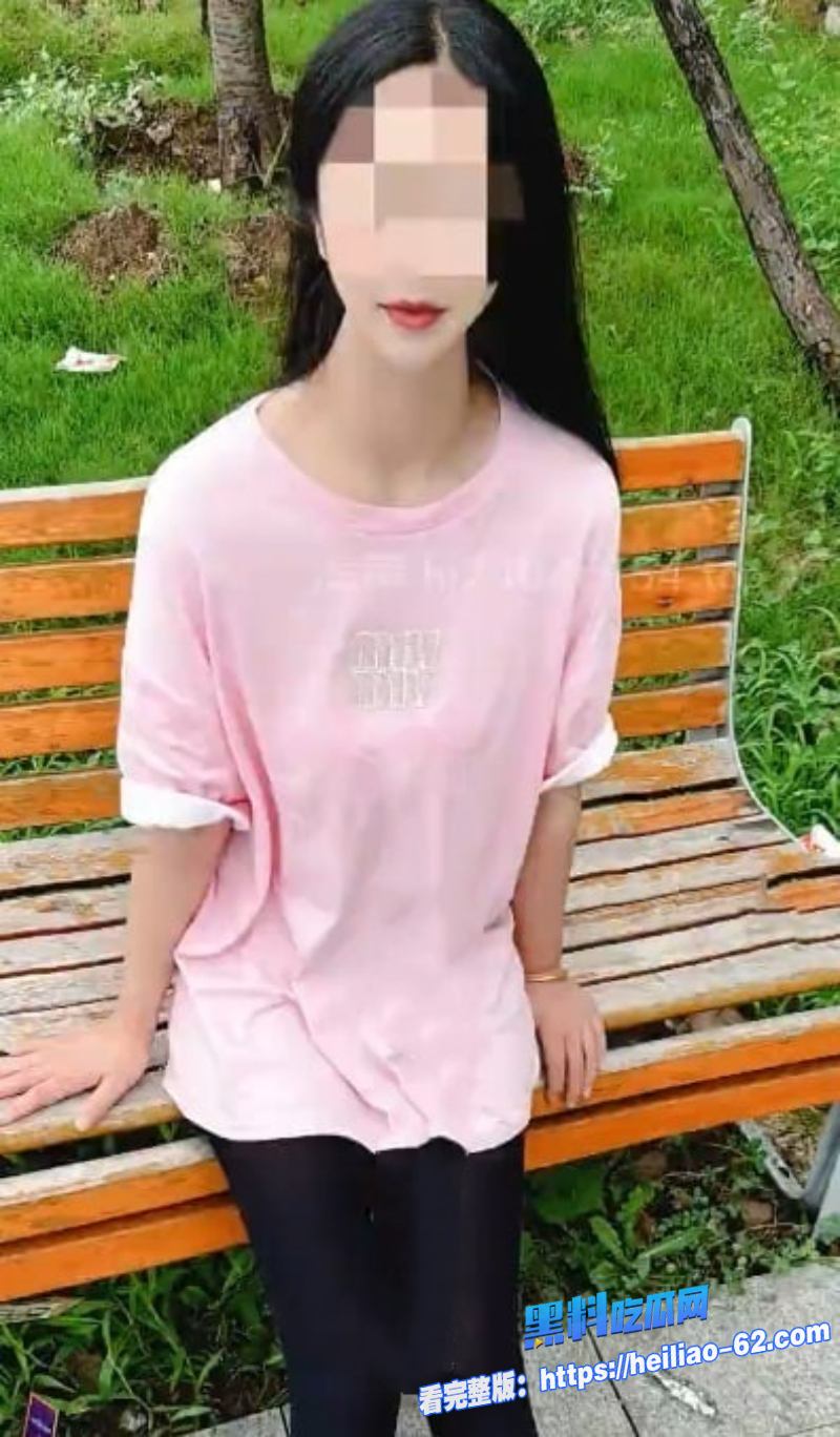 海角乱伦弟弟剪烂姐姐心爱黑丝打底裤厨房调情客厅强行内射 4