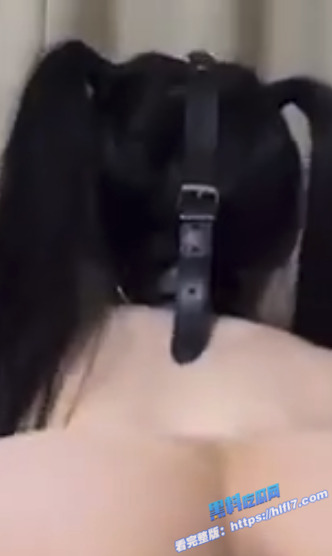 推特网红博主 hxejng22 顶级反差骚母狗 肛交私拍户外露出自慰 让人大开眼界！1