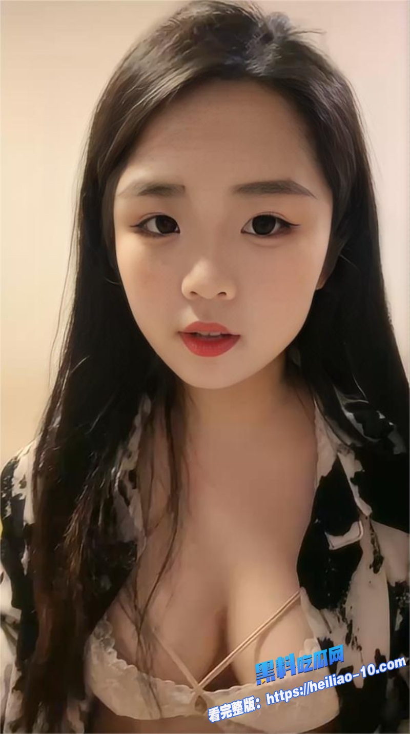 巨乳肥臀骚货精神小妹赵紫阳翘臀跪地疯狂揉穴被大哥无套猛干到高潮失禁操到翻白眼1 巨乳肥臀骚货精神小妹赵紫阳翘臀跪地疯狂揉穴被大哥无套猛干到高潮失禁操到翻白眼1