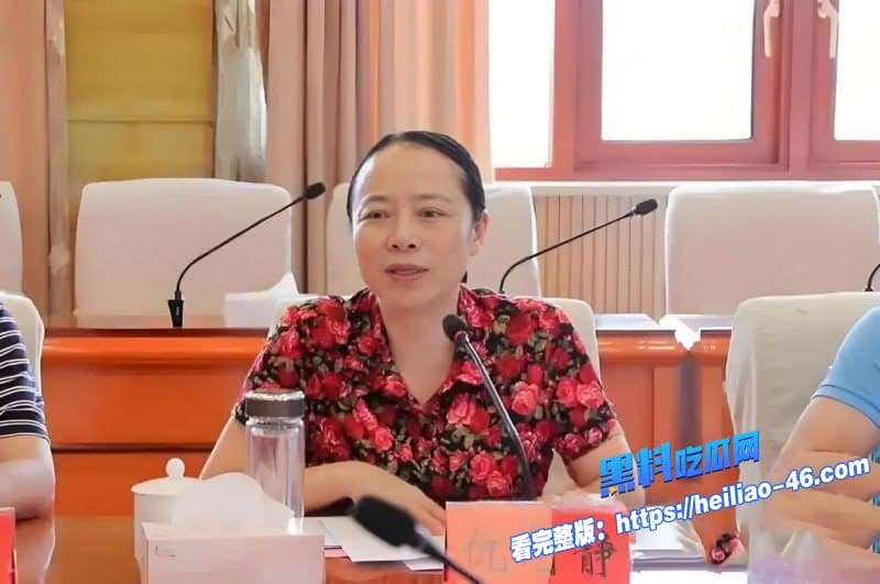 湖南邵阳最美副市长仇珂静被开除党籍移送检察院权色交易包养男模丑闻曝光 23