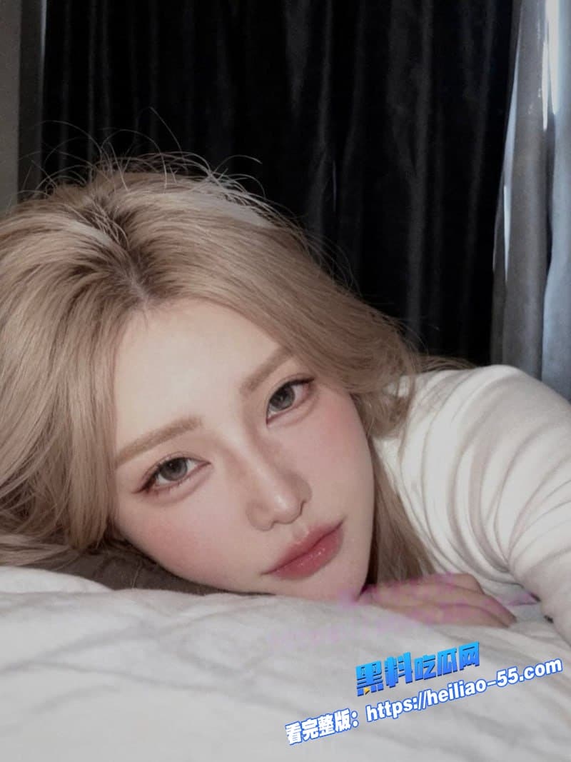 瓜友投稿外网美肤博主唐恩性爱视频流出疯狂榨精的淫荡表情试问哪个男人可以顶住2