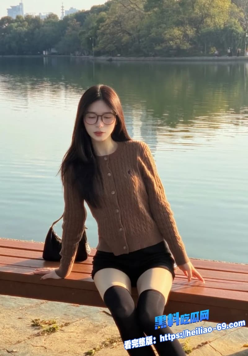 性感白丝尤物半夜户外车震简直太大胆无套中出蜜桃臀直接爽过去了4 性感白丝尤物半夜户外车震简直太大胆无套中出蜜桃臀直接爽过去了4