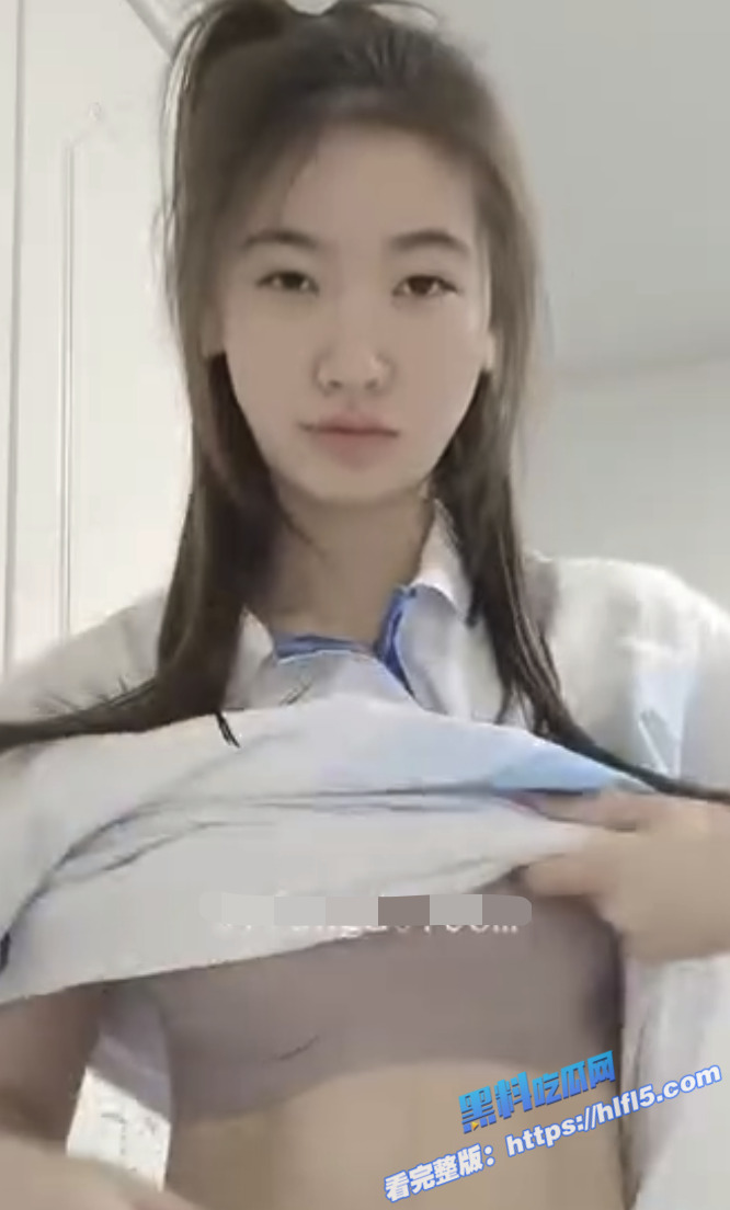 南京大学大二 在读高颜值清纯女大学生 私密做爱视频被曝光流出 真好看啊！3
