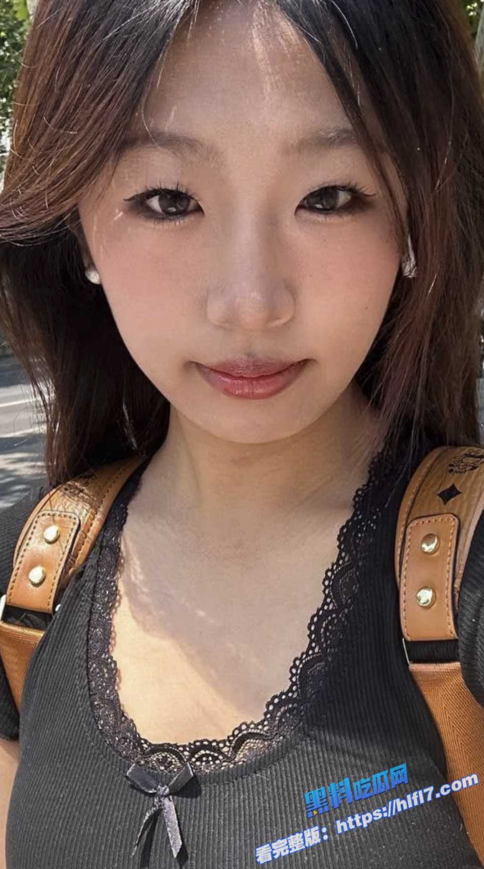 极品清纯反差婊 骚母狗一条 全自动榨汁机 喜欢被调教 上下双洞齐开疯狂抽插！1