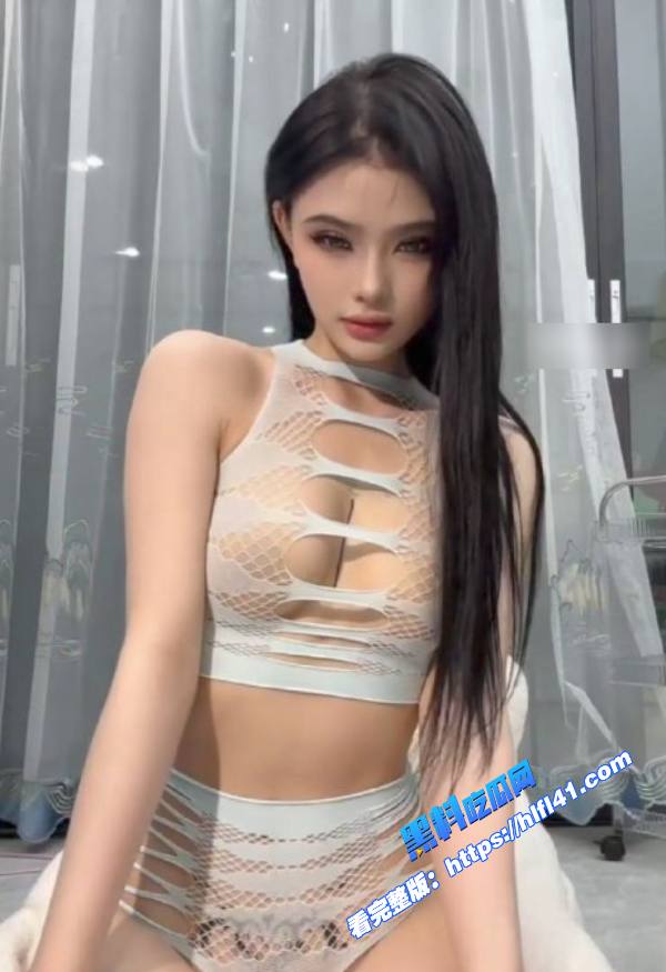 抖音精盆母狗兰兰小可爱后入绝佳利器大尺度会员福利姬视频泄漏各种丝袜配完美身材诱惑十足 图3
