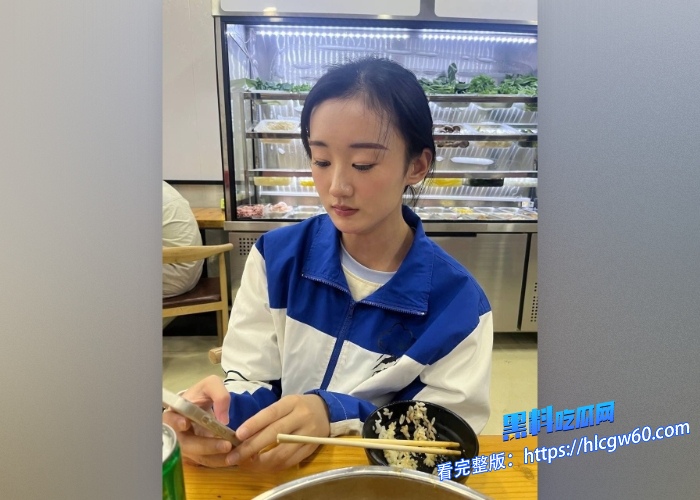 极品颜值情侣私拍泄密曝光女的长得好有气质还有一双绝世美腿反差骚母狗情趣口交啪啪大量生活照流出 图2 极品颜值情侣私拍泄密曝光女的长得好有气质还有一双绝世美腿反差骚母狗情趣口交啪啪大量生活照流出 图2