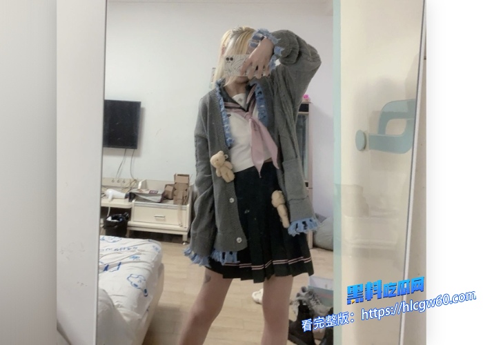 极品颜值情侣私拍泄密曝光女的长得好有气质还有一双绝世美腿反差骚母狗情趣口交啪啪大量生活照流出 图8 极品颜值情侣私拍泄密曝光女的长得好有气质还有一双绝世美腿反差骚母狗情趣口交啪啪大量生活照流出 图8