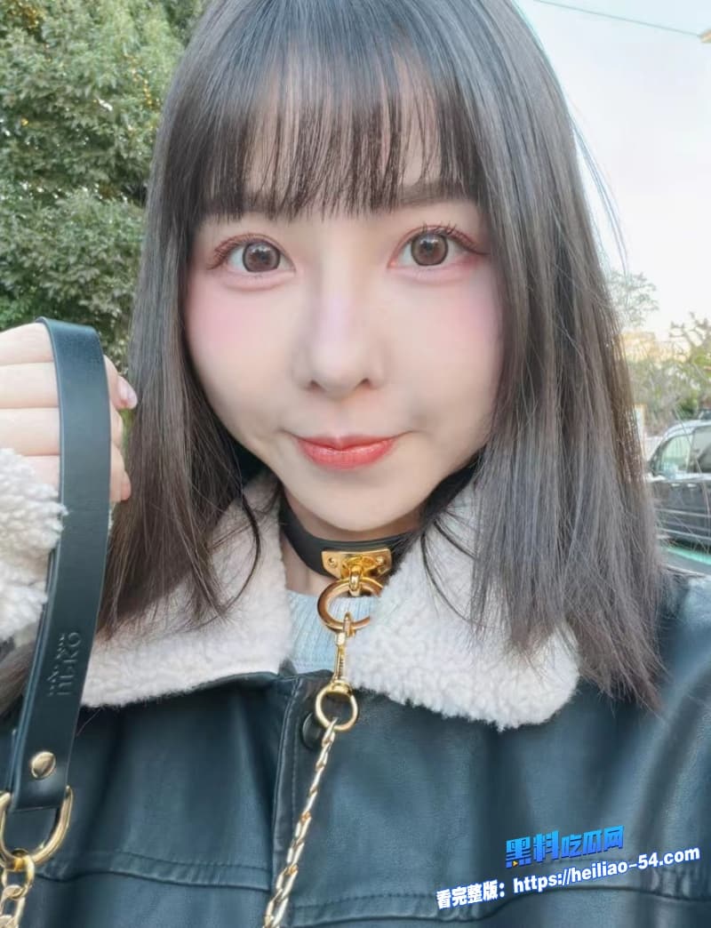 台湾高颜值女优tiny胎尼性爱视频流出地板上被猛男各种姿势狂操到潮吹高潮旁边还有观众现场观看3 台湾高颜值女优tiny胎尼性爱视频流出地板上被猛男各种姿势狂操到潮吹高潮旁边还有观众现场观看3
