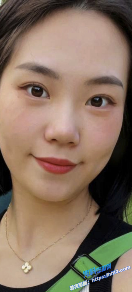 瓜友投稿  江苏扬州的母狗少妇夏芳太骚了 操得时候会喷水3