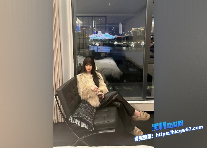 推特高颜值御姐博主银牌灌汤小笼包身材完美穿搭性感大量自拍图片视频流出绝对的高质量女性 图5 推特高颜值御姐博主银牌灌汤小笼包身材完美穿搭性感大量自拍图片视频流出绝对的高质量女性 图5