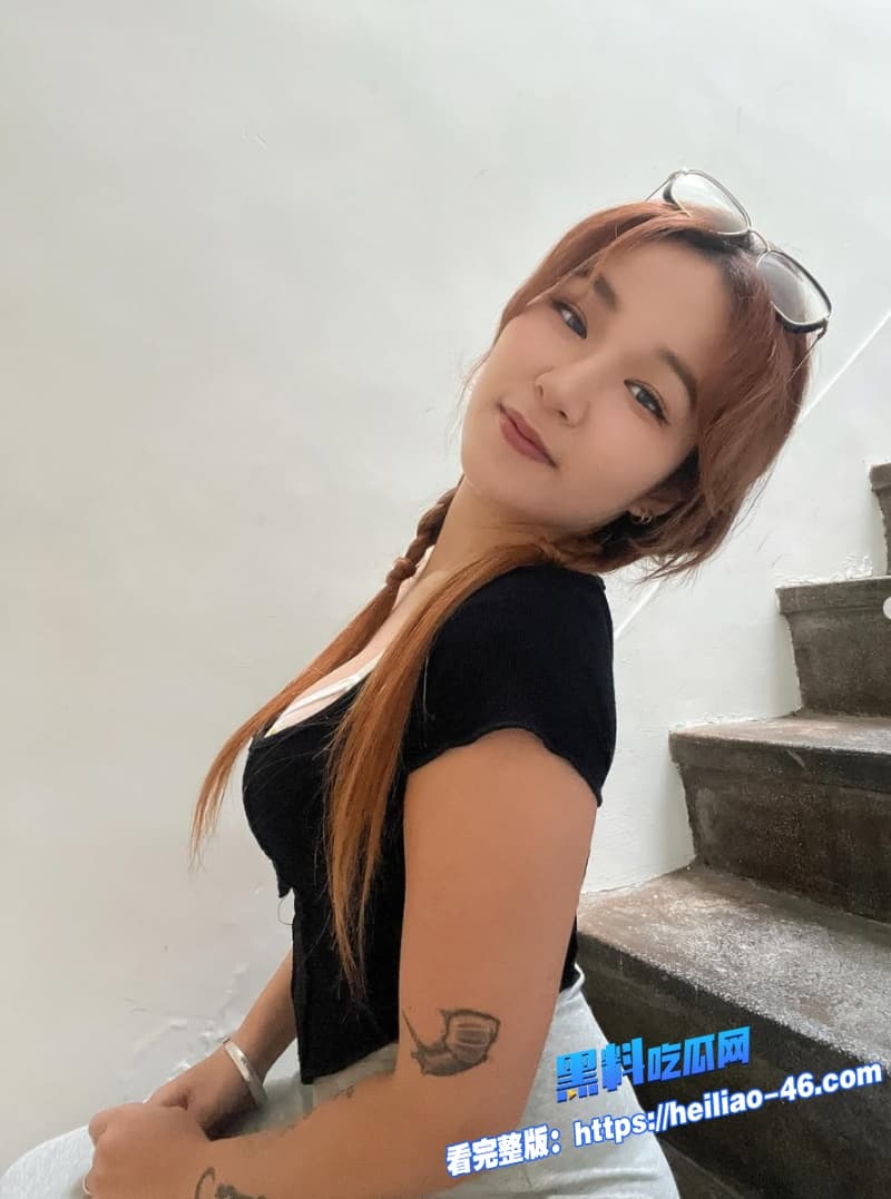 高颜值网黄女优金宝娜最新神作提前看全程露脸口交白虎嫩穴被男友操到母狗本性彻底暴露4 高颜值网黄女优金宝娜最新神作提前看全程露脸口交白虎嫩穴被男友操到母狗本性彻底暴露4