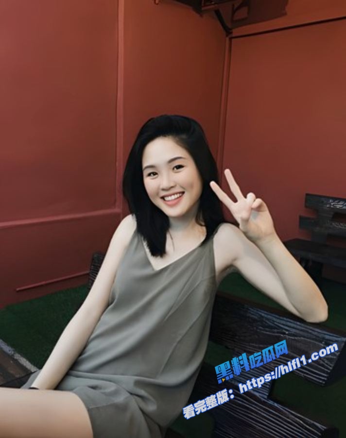 香港美女留学生 莜莜 背着未婚夫偷情约炮 撅着屁股被情夫后入爆操！4