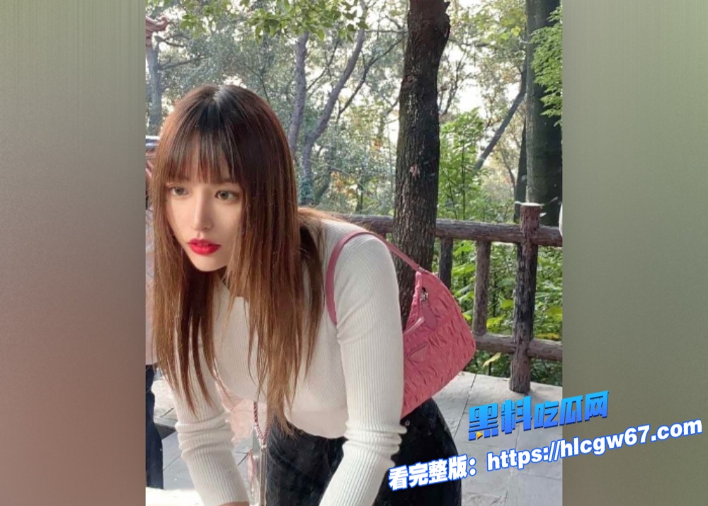 湖北恩施已婚少妇 出轨偷情视频被曝光 颜值在线奶子大 口活技术很好 每次都有不一样制服诱惑图1 湖北恩施已婚少妇 出轨偷情视频被曝光 颜值在线奶子大 口活技术很好 每次都有不一样制服诱惑图1