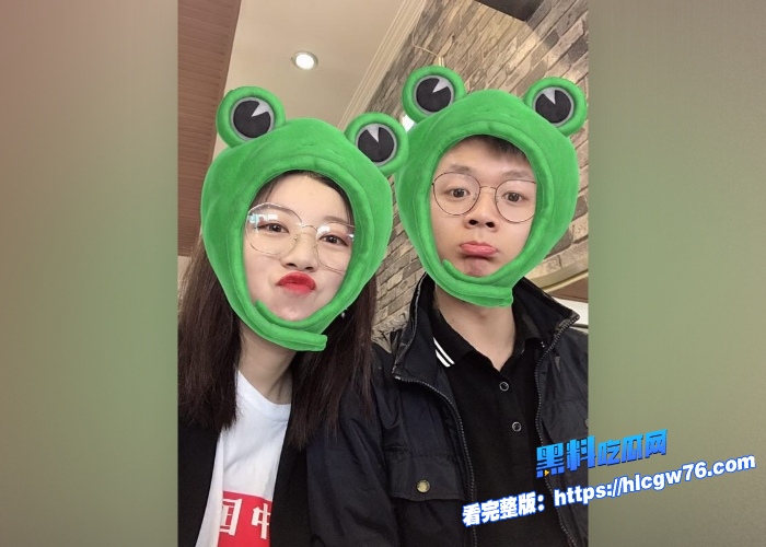杭州私立高中语文老师魏雨静淫民教师和炮友啪啪啪视频曝光主动张开双腿求操骚穴挺黑啊 图4