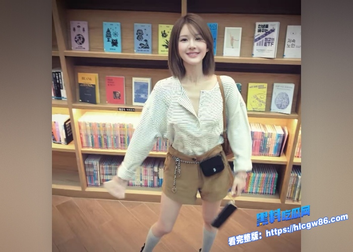 AI明星换脸系列赵露思欲求不满在沙发和床上3次被干的大汗淋漓激情爆操代入感百分百 5