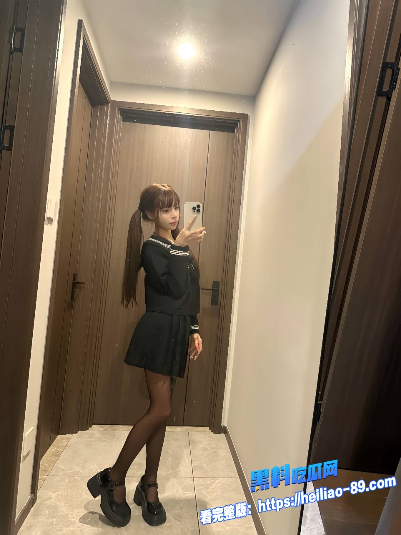 黄毛精神小妹萝萝0 黄毛精神小妹萝萝0