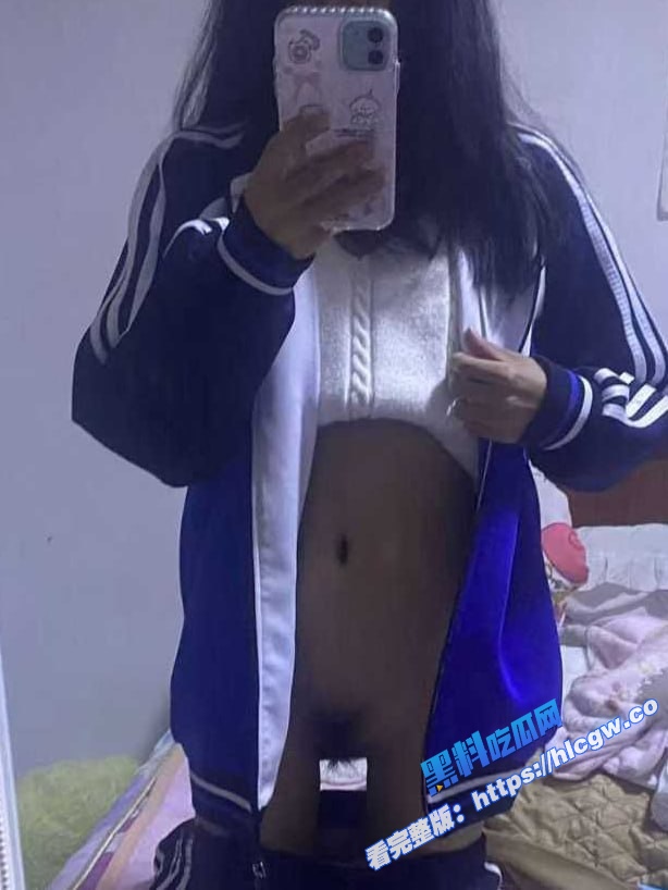 彭万珊网上自慰视频画面