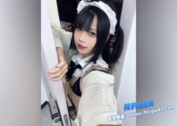 兽性大发的哥哥趁着父母不在家和亲妹妹玩成人游戏假意按摩按出淫水后顺势插进妹妹的小穴 图4 兽性大发的哥哥趁着父母不在家和亲妹妹玩成人游戏假意按摩按出淫水后顺势插进妹妹的小穴 图4