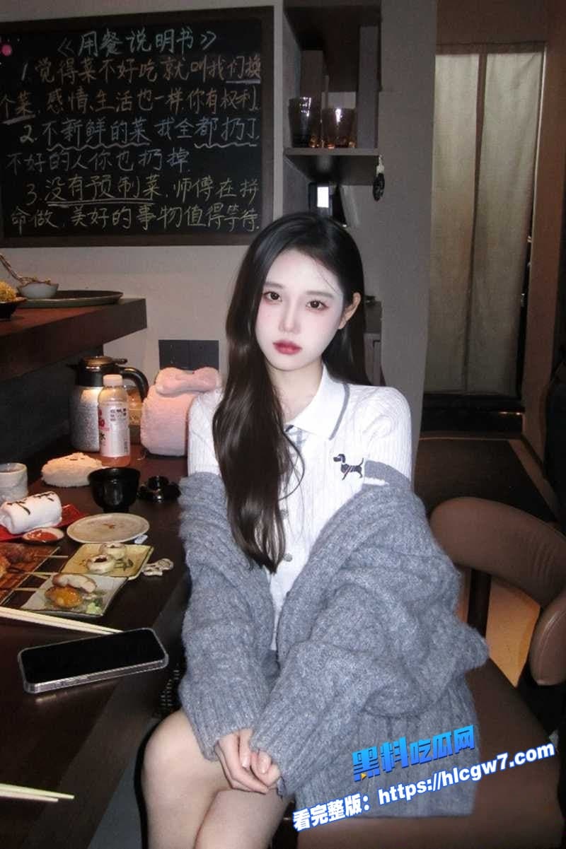 南京大学高颜值学生妹张捷婷性爱视频全网炸裂骑乘深喉接精娇羞反差福利合集震撼曝光13