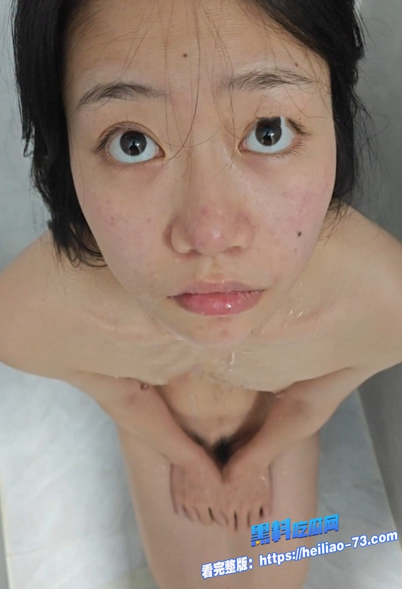 清纯女大学生被男友狠操喷水高潮跪浴缸接尿后主动骑乘求操2