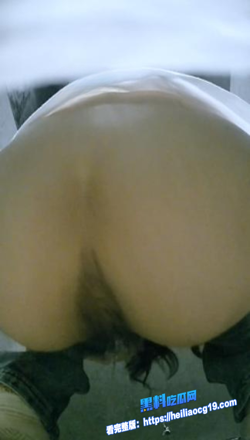 公共厕所偷拍5