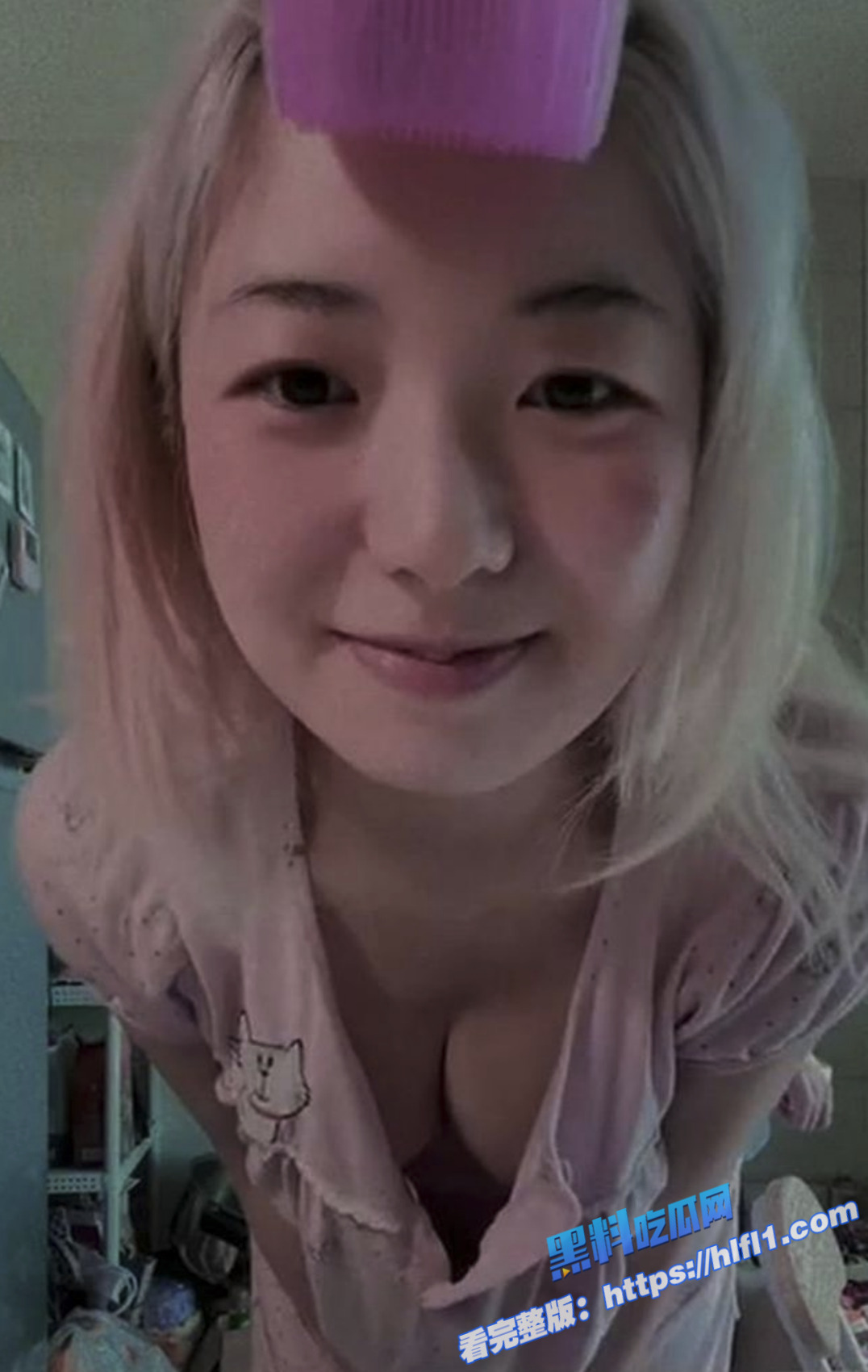 香港心理学女同大学生 karin 各种大尺度私拍 和女友互揉胸部 香艳无比！3