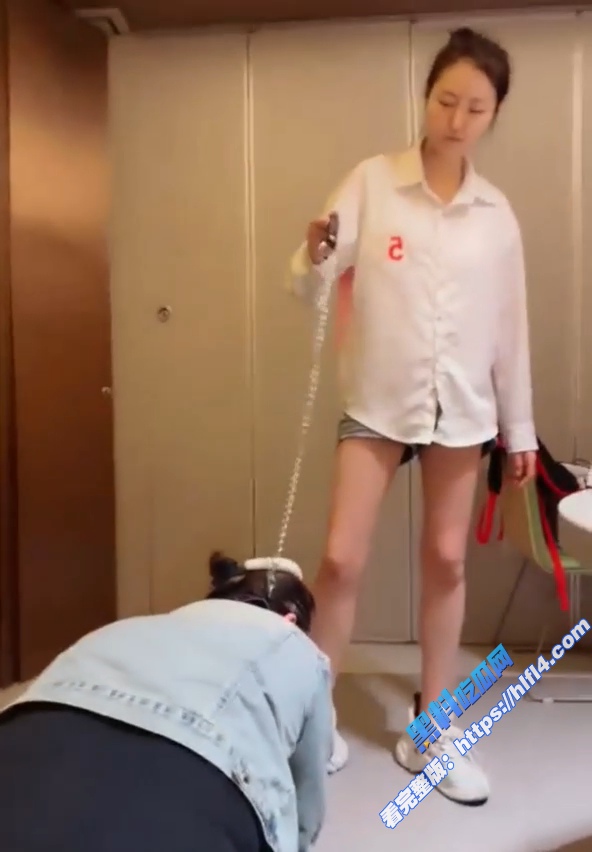 海底捞姐妹花女女调教 火辣姐妹互玩激情 狗链跪舔淫欲狂欢炸裂全场！9