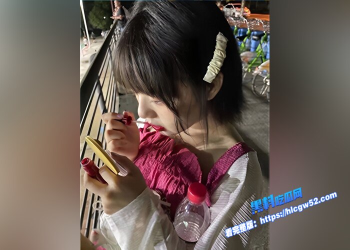 顶级高颜值女神 大尺度露脸自拍视频泄密 阿黑颜反差欲女 各种挑逗姿势自慰 表情极其享受27 顶级高颜值女神 大尺度露脸自拍视频泄密 阿黑颜反差欲女 各种挑逗姿势自慰 表情极其享受27
