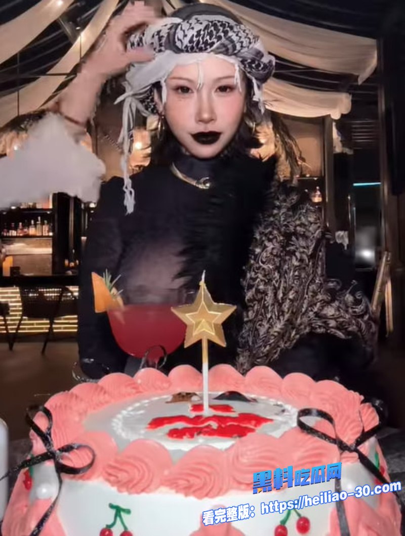 30万粉丝网红高乔优美直播露出清纯女神化身欲焰女王5