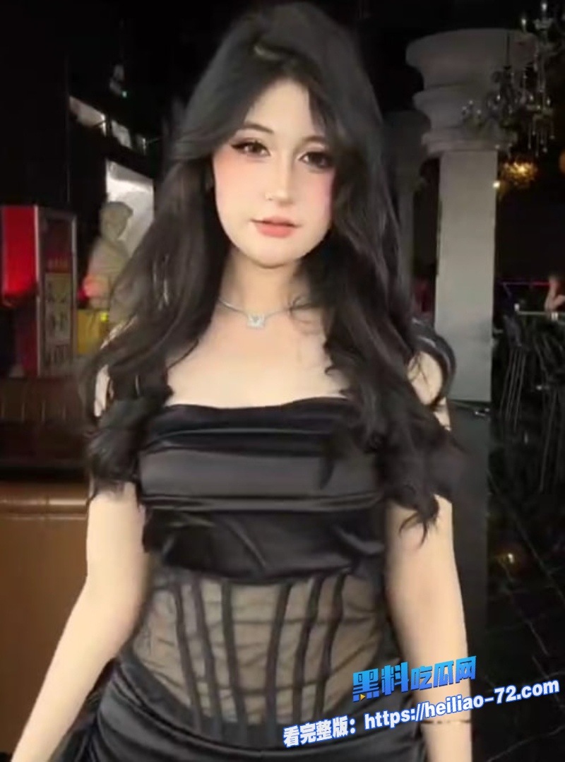 瓜友投稿新疆伊宁大一新生古丽孜巴酒店后入被操屁股打得又红又肿4