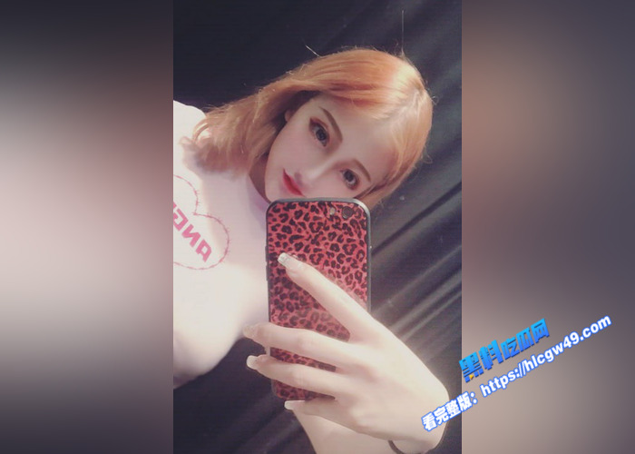 推特G奶人妻少妇 菲菲 和金主线下打炮不雅视频曝光 一对大白兔极其诱人 口交金主表情抚媚动人1