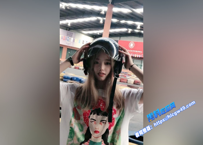推特G奶人妻少妇 菲菲 和金主线下打炮不雅视频曝光 一对大白兔极其诱人 口交金主表情抚媚动人15