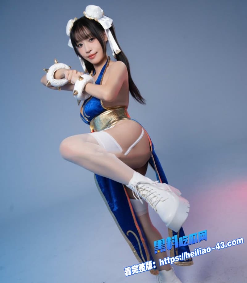 台湾顶级女优苏畅全身浇满闪亮催情精油极品爆乳被操的疯狂摇晃2 台湾顶级女优苏畅全身浇满闪亮催情精油极品爆乳被操的疯狂摇晃2