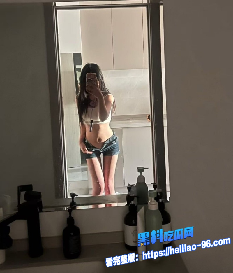 海角姐弟乱伦视频10 海角姐弟乱伦视频10