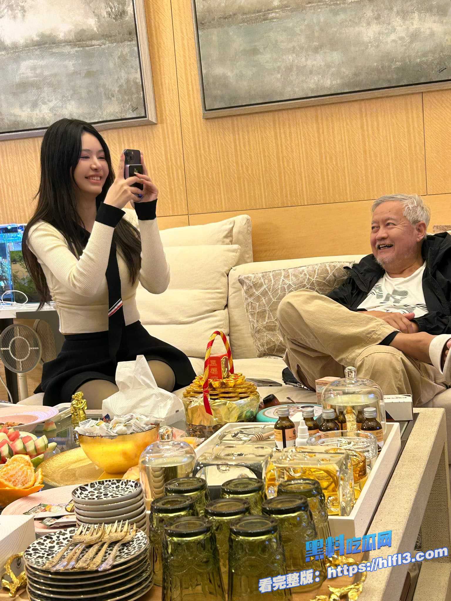推特网红比特币信仰者BTC聪儿酒店3P性爱视频全网爆火:持比特币即可加入,快来参与! 图13 推特网红比特币信仰者BTC聪儿酒店3P性爱视频全网爆火:持比特币即可加入,快来参与! 图13