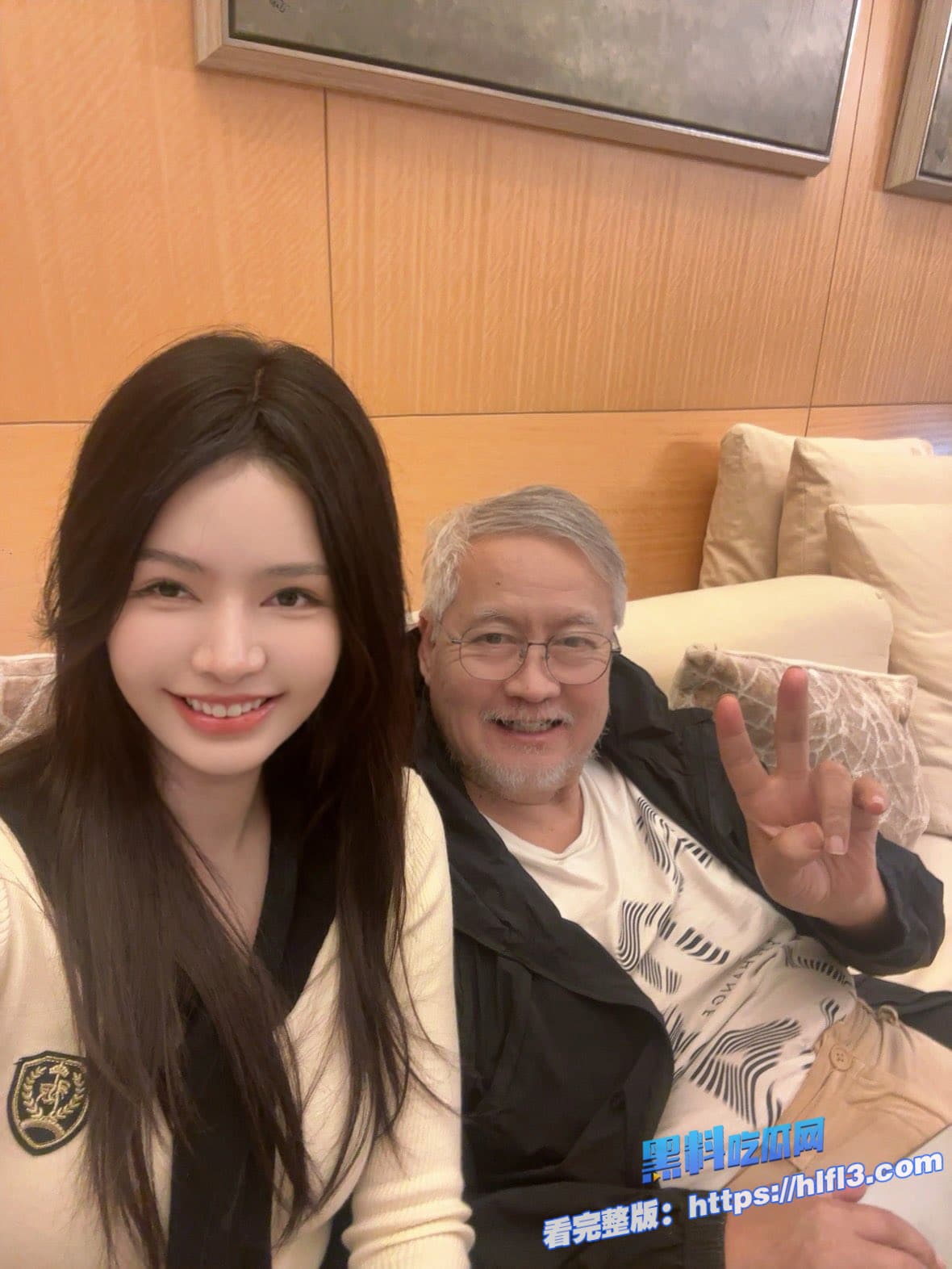 推特网红比特币信仰者BTC聪儿酒店3P性爱视频全网爆火:持比特币即可加入,快来参与! 图14 推特网红比特币信仰者BTC聪儿酒店3P性爱视频全网爆火:持比特币即可加入,快来参与! 图14