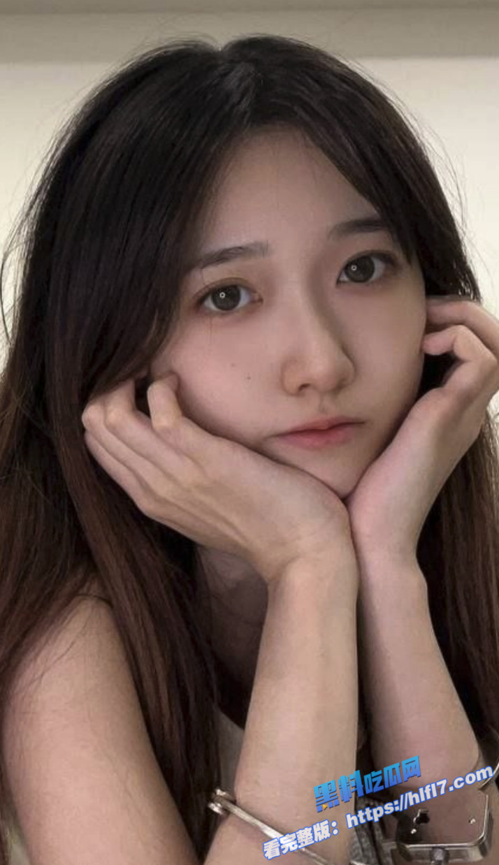 极致反差母狗博主 调教日记 重度性瘾患者 喜欢捆绑舔脚 在线请求主人的调教！1