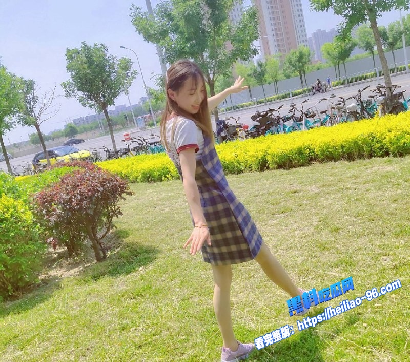 天津黄毛清纯女大学生和男友在出租屋里自拍做爱妹子还挺害羞的被玩到高潮痉挛不断1 天津黄毛清纯女大学生和男友在出租屋里自拍做爱妹子还挺害羞的被玩到高潮痉挛不断1