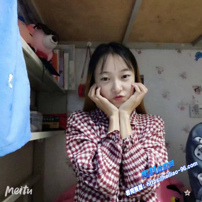 天津黄毛清纯女大学生和男友在出租屋里自拍做爱妹子还挺害羞的被玩到高潮痉挛不断3 天津黄毛清纯女大学生和男友在出租屋里自拍做爱妹子还挺害羞的被玩到高潮痉挛不断3
