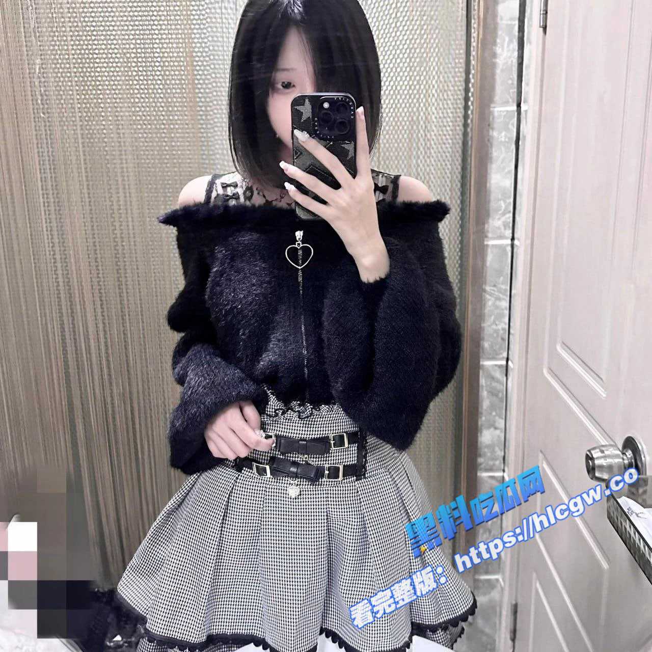 地雷系女网红 雪代巴 被金主调教捆绑皮鞭 肛珠机械假屌双洞齐插 彻底沦为母狗！2