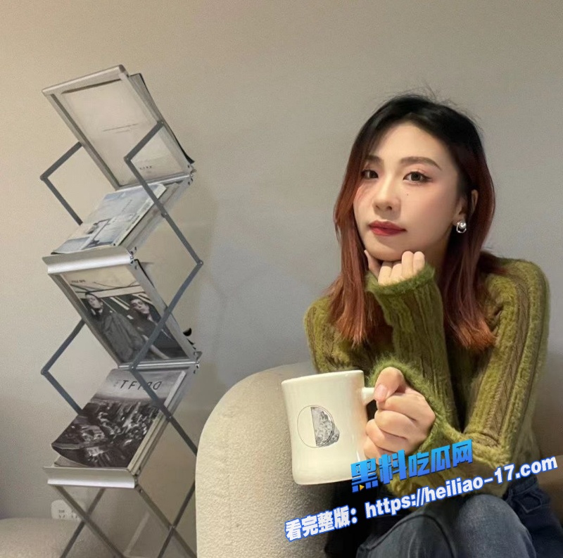 老外在中国约炮爽翻天极品美女杨亚排队主动倒贴求操3