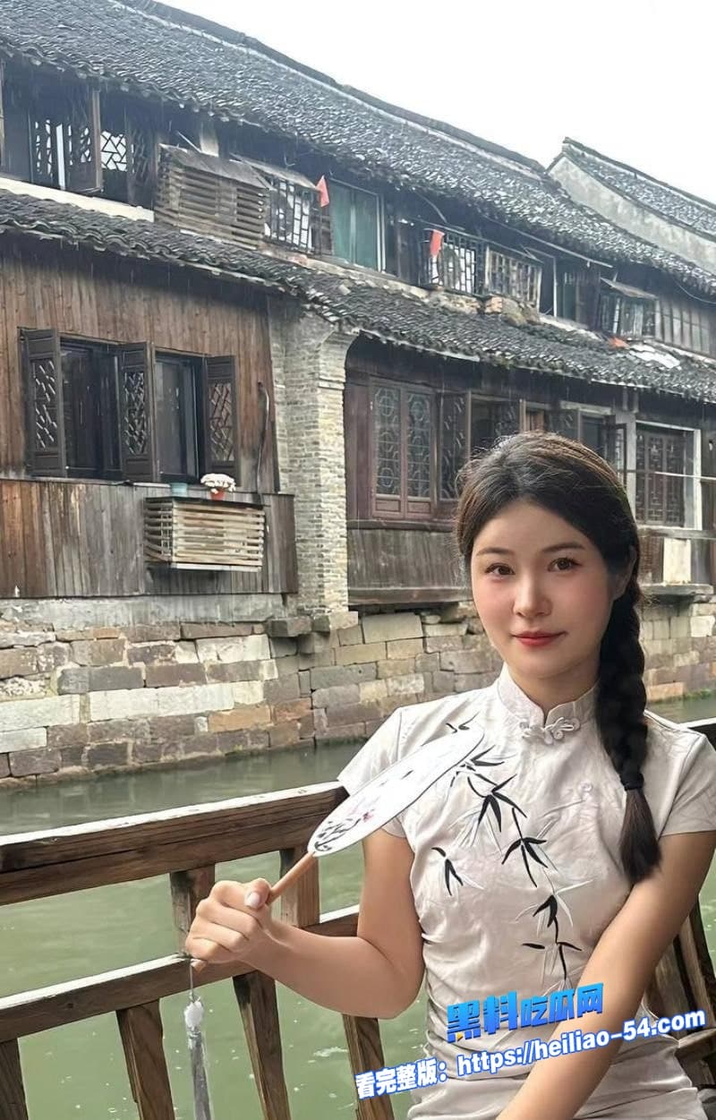 瓜友投稿山东济宁嘉祥县宋真真线上卖丝袜线下卖身性欲母狗酒店约炮视频曝光3