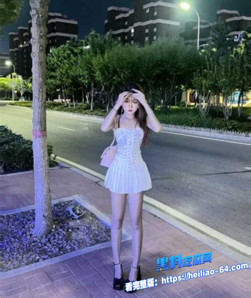 浙江广播电视大学马昕悦出租屋激情视频流出深喉口交巨屌后入猛干到尖叫不止3