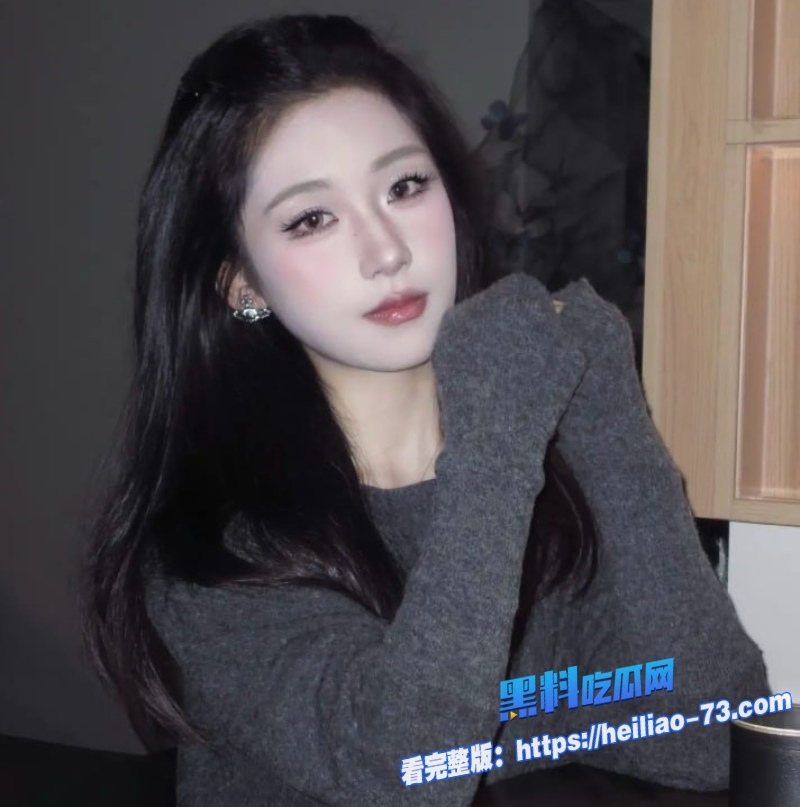 西安大学最美校花女友跪地深喉太骚了这绝美容颜太让人上头3