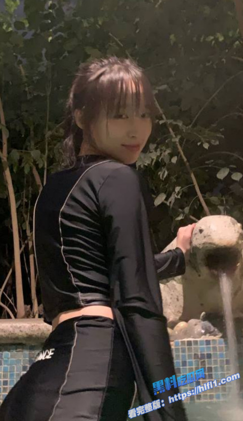 极品反差婊 跟00后女友出门旅游 让大家一起看看这个骚货有多骚 口活非常棒！3
