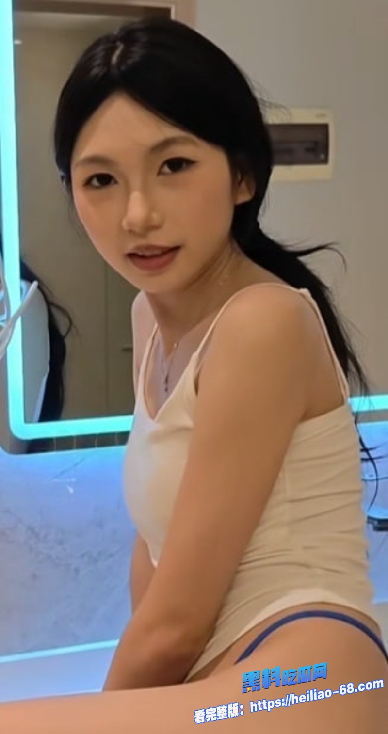南昌大学乖乖女被皮囊之下私房拍黑木耳蜜穴反差太骚2