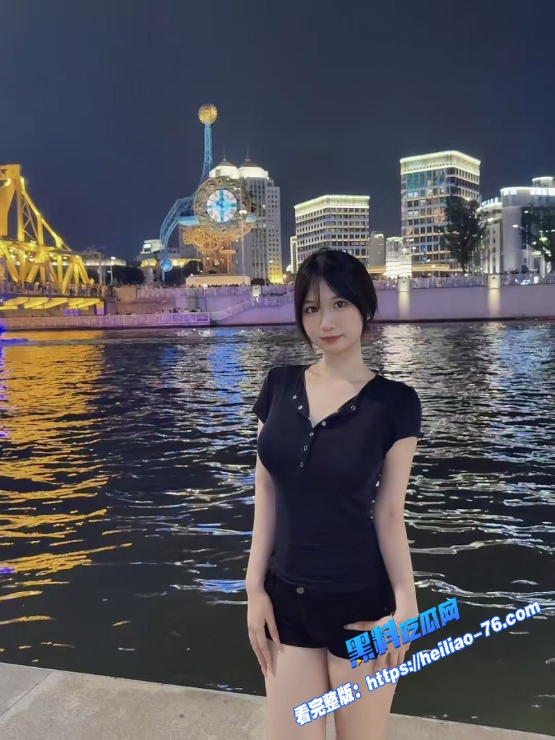 黑丝女神户外帐篷野战突遭路人 吓得要死还猛操内射两次 精液流鸡巴上太他妈刺激图7 黑丝女神户外帐篷野战突遭路人 吓得要死还猛操内射两次 精液流鸡巴上太他妈刺激图7
