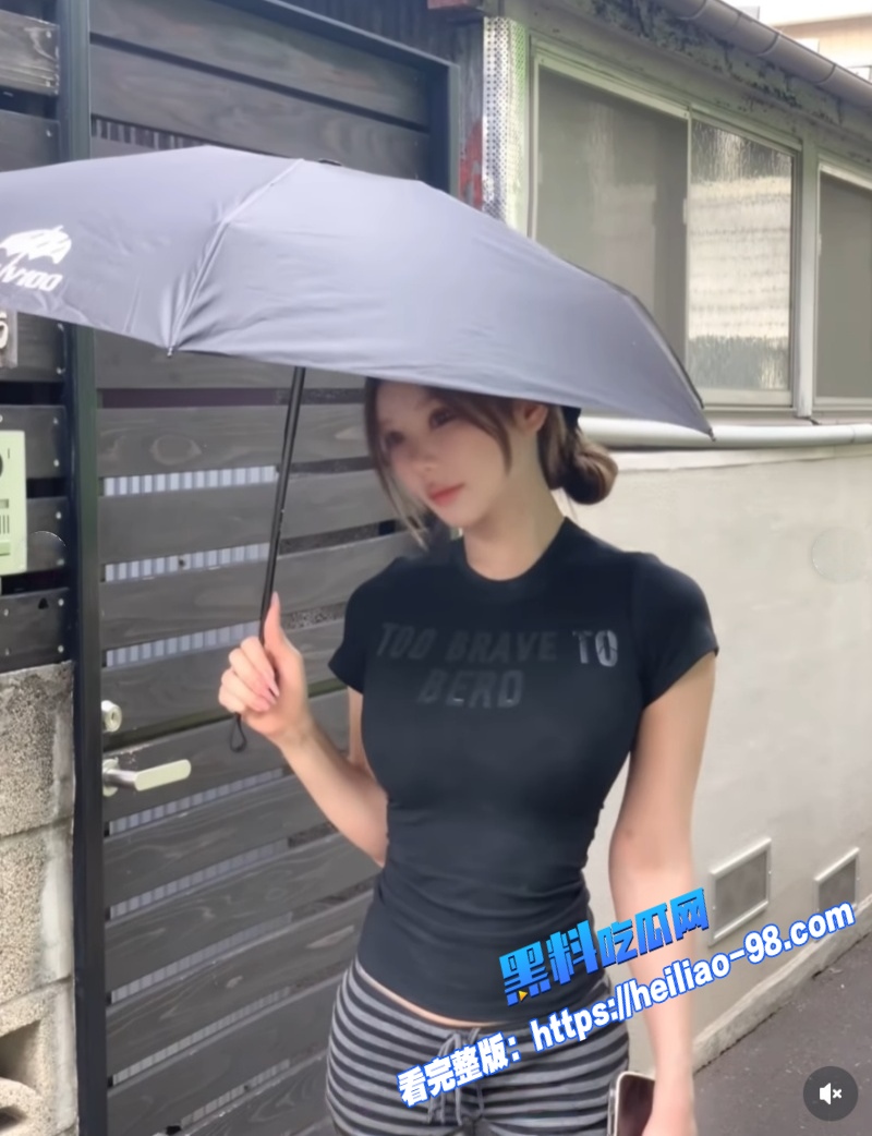 国产甜美主播裸聊被录屏黑丝吊带扭腰淫靡自慰高潮让人血脉喷张7