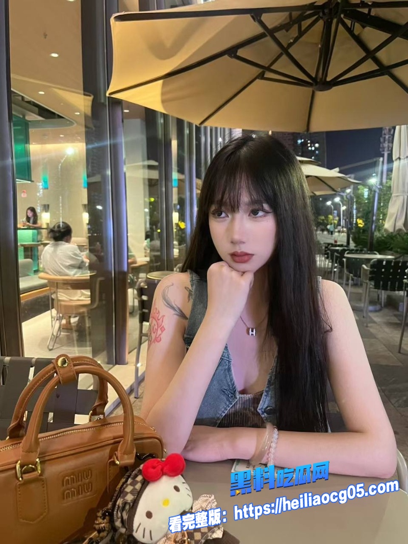 JK白丝精神小妹8 JK白丝精神小妹8