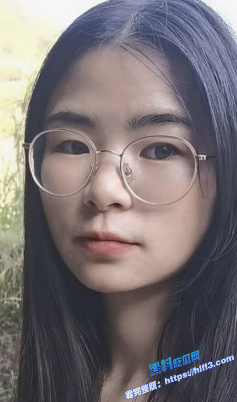 瓜友投稿 江西萍乡的老师娇娇被男友曝光做爱场面 床上主动让男友颜射3